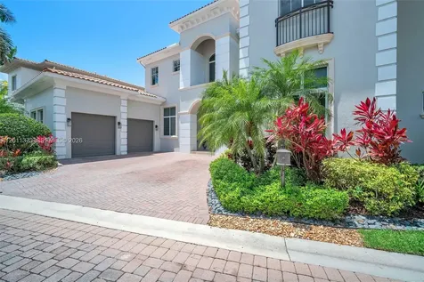 1480 Windjammer Way Hollywood FL 33019