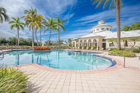1480 Windjammer Way Hollywood FL 33019