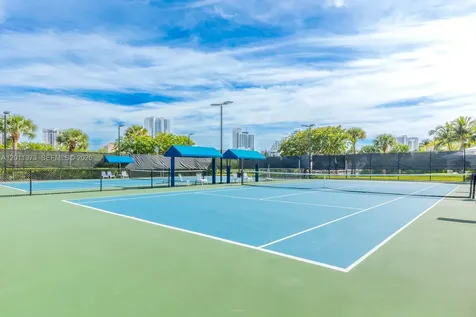 1480 Windjammer Way Hollywood FL 33019