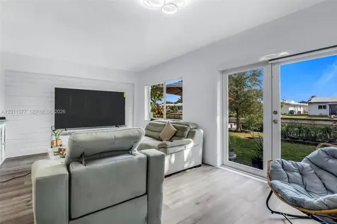6810 NW 74th Place Tamarac FL 33321