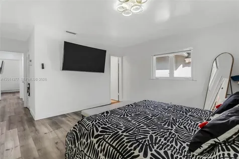 6810 NW 74th Place Tamarac FL 33321