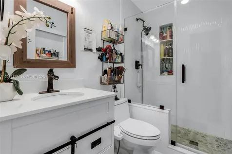 6810 NW 74th Place Tamarac FL 33321