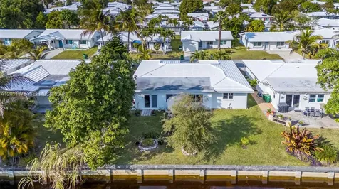 6810 NW 74th Place Tamarac FL 33321