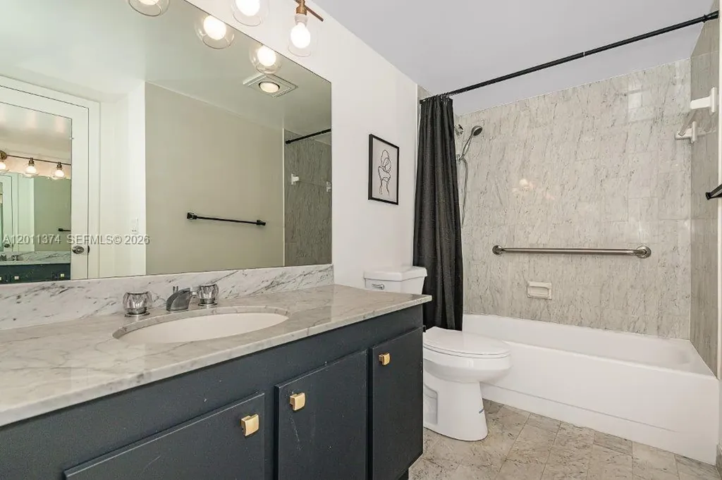 2401 S Ocean Drive Hollywood FL 33019