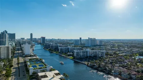 2401 S Ocean Drive Hollywood FL 33019