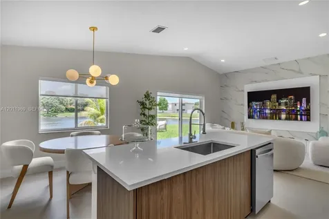 2001 SW 104th Avenue Miramar FL 33025