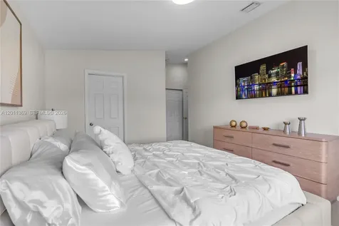 2001 SW 104th Avenue Miramar FL 33025