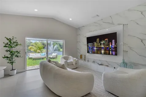 2001 SW 104th Avenue Miramar FL 33025