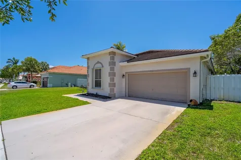 16332 SW 10th Street Pembroke Pines FL 33027