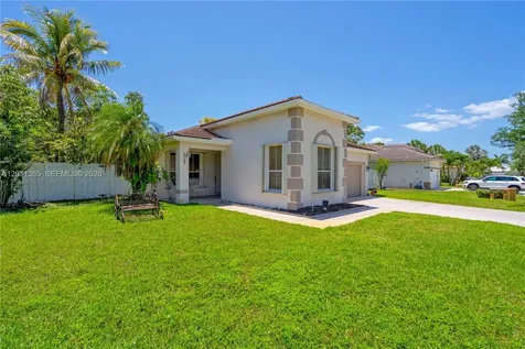 16332 SW 10th Street Pembroke Pines FL 33027