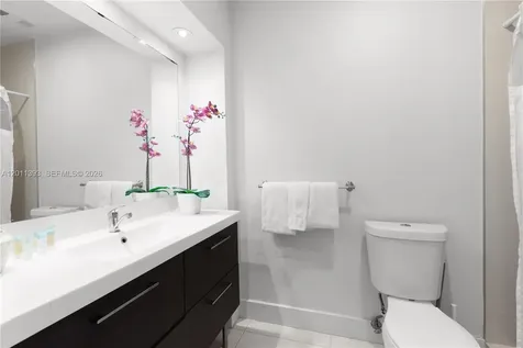 5445 Collins Avenue Miami Beach FL 33140