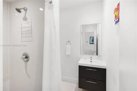 5445 Collins Avenue Miami Beach FL 33140