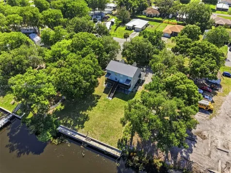 207 SE 6th Avenue Okeechobee FL 34974