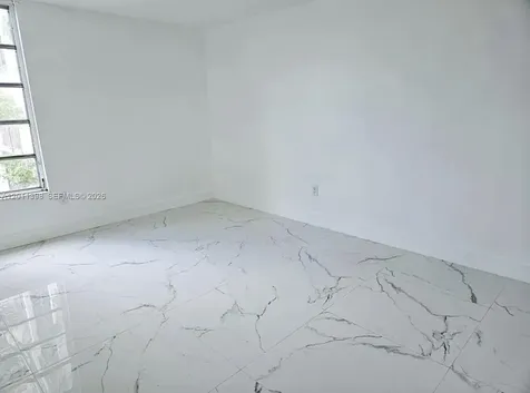 9682 Fontainebleau Boulevard Miami FL 33172
