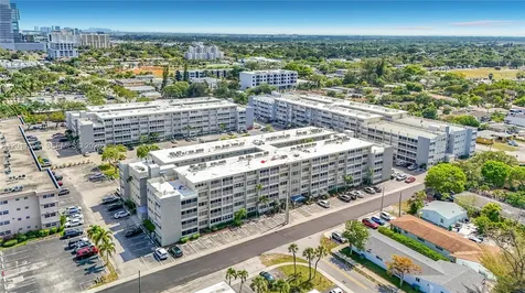 330 SE 2nd Street Hallandale Beach FL 33009