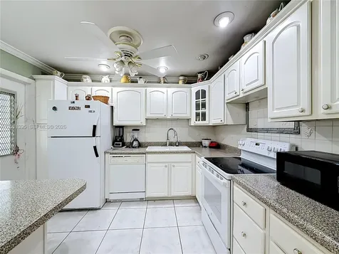 330 SE 2nd Street Hallandale Beach FL 33009
