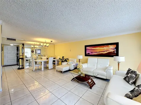 330 SE 2nd Street Hallandale Beach FL 33009
