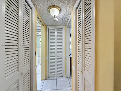 330 SE 2nd Street Hallandale Beach FL 33009