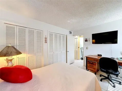 330 SE 2nd Street Hallandale Beach FL 33009