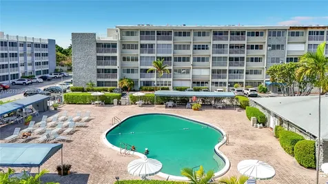 330 SE 2nd Street Hallandale Beach FL 33009