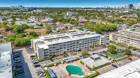 330 SE 2nd Street Hallandale Beach FL 33009