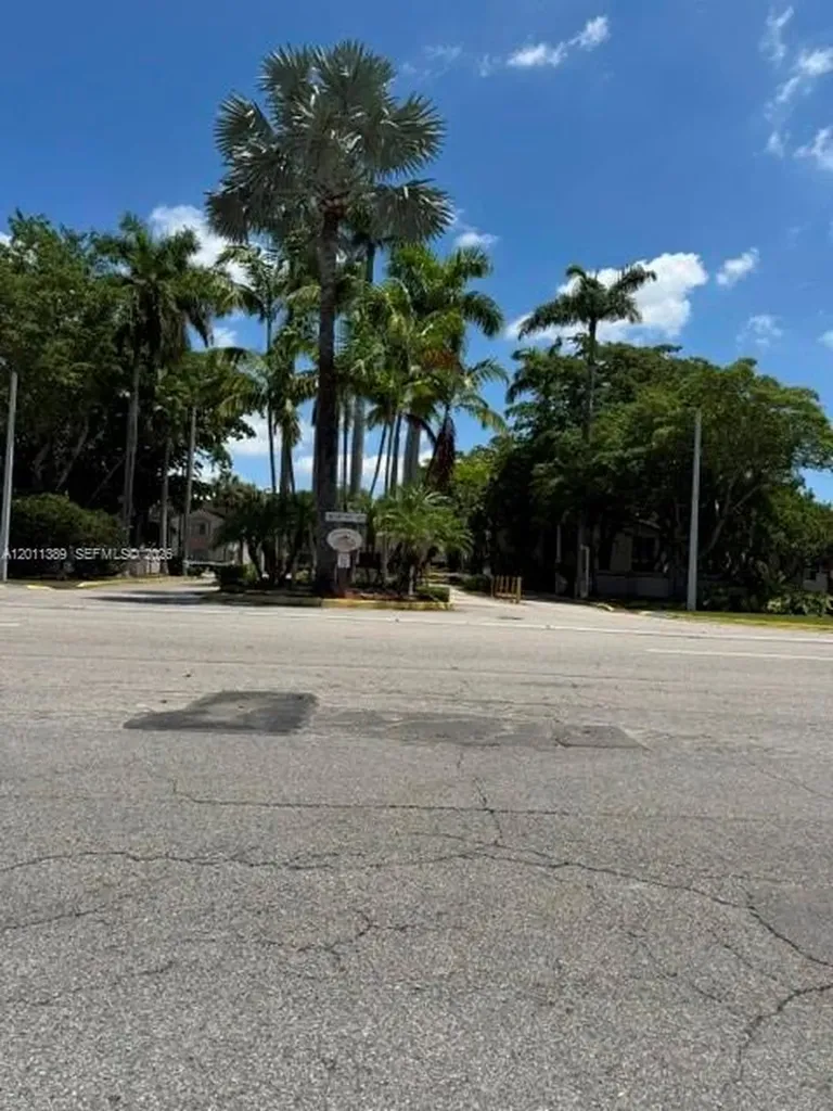 9432 SW 140th Court Miami FL 33186