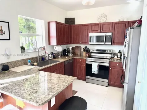 22372 SW 89th Path Cutler Bay FL 33190