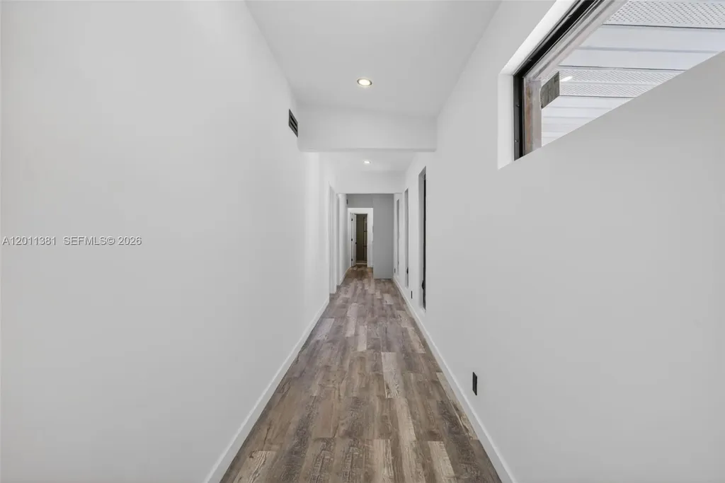 2131 N 53rd Avenue Hollywood FL 33021