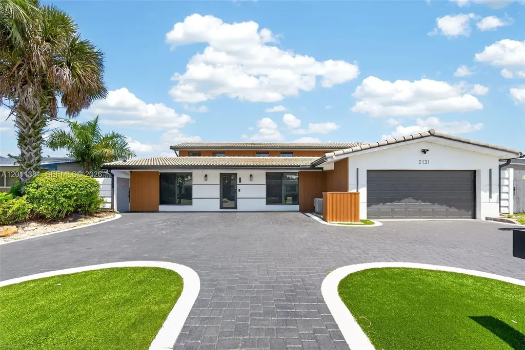 2131 N 53rd Avenue Hollywood FL 33021