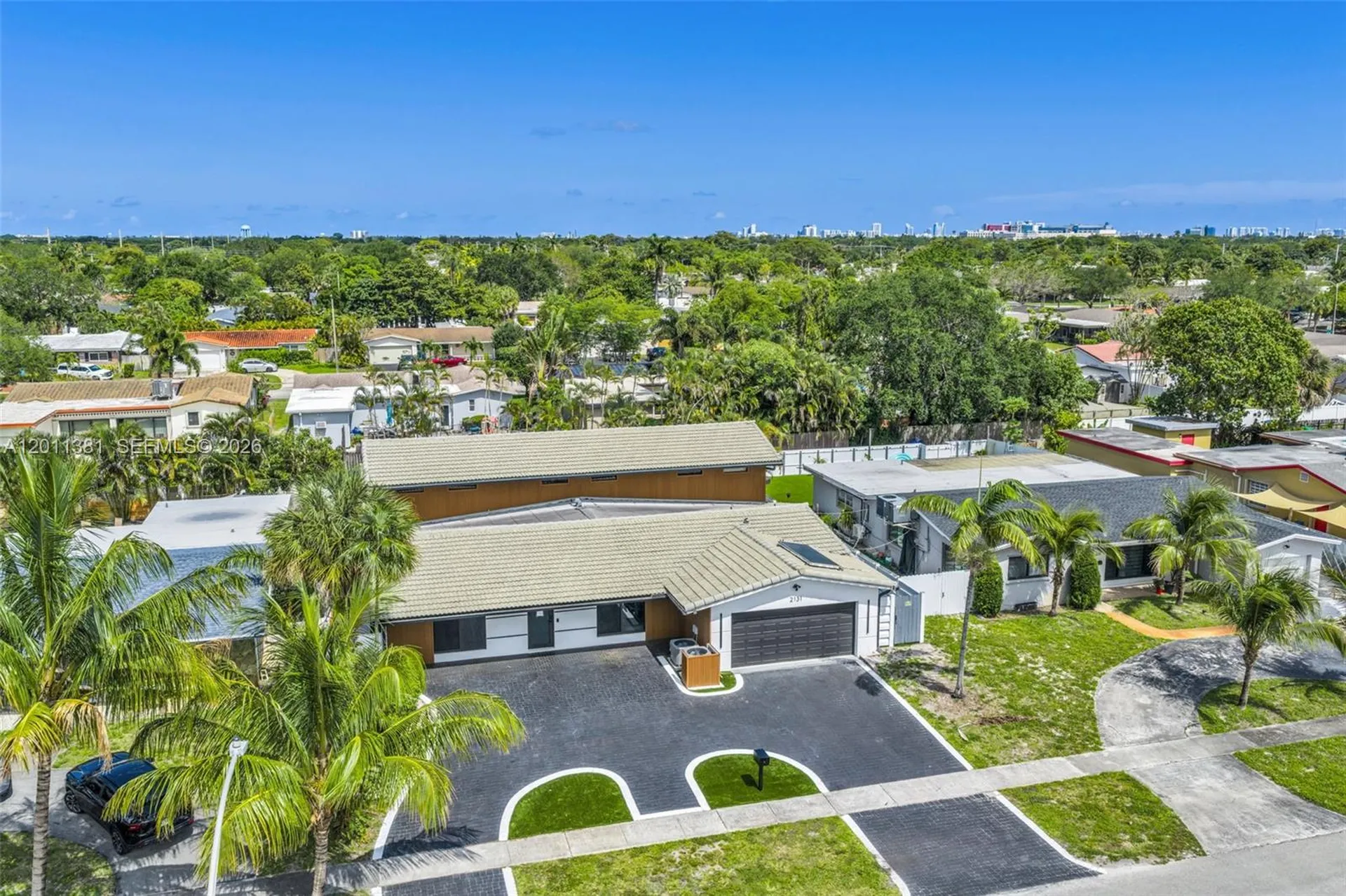 2131 N 53rd Avenue Hollywood FL 33021