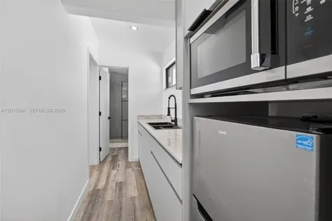 2131 N 53rd Avenue Hollywood FL 33021