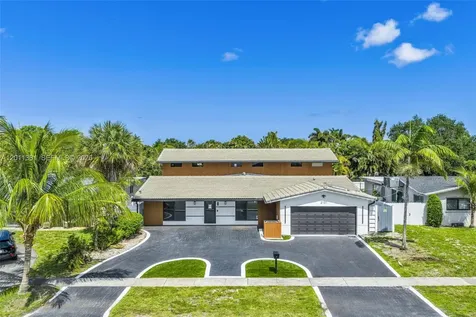 2131 N 53rd Avenue Hollywood FL 33021