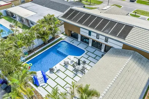 2131 N 53rd Avenue Hollywood FL 33021