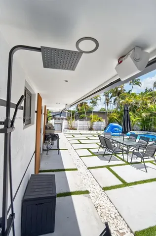 2131 N 53rd Avenue Hollywood FL 33021