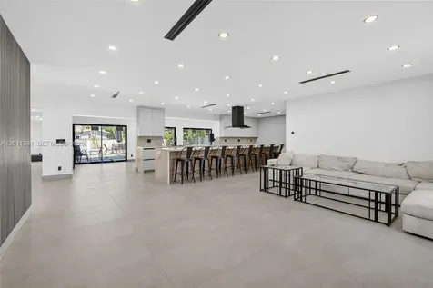 2131 N 53rd Avenue Hollywood FL 33021