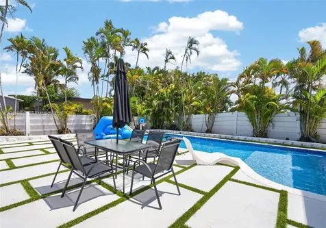 2131 N 53rd Avenue Hollywood FL 33021