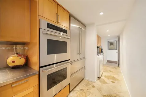 200 Ocean Lane Drive Key Biscayne FL 33149