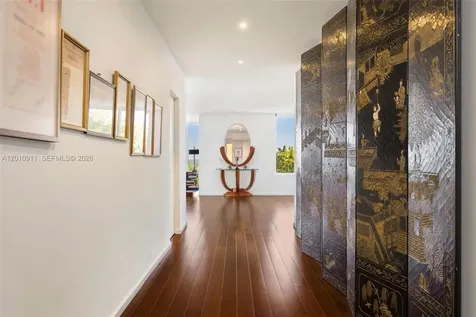 200 Ocean Lane Drive Key Biscayne FL 33149