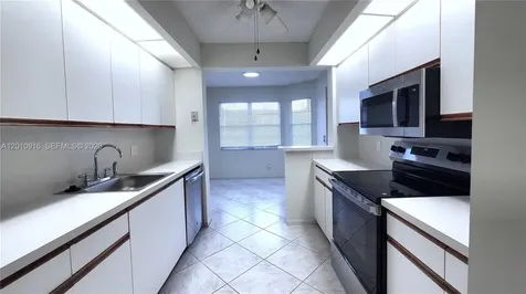 901 SW 128th Avenue Pembroke Pines FL 33027