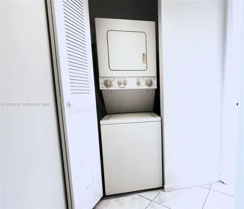 901 SW 128th Avenue Pembroke Pines FL 33027