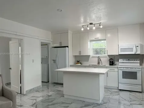 91461 Overseas Highway Tavernier FL 33070