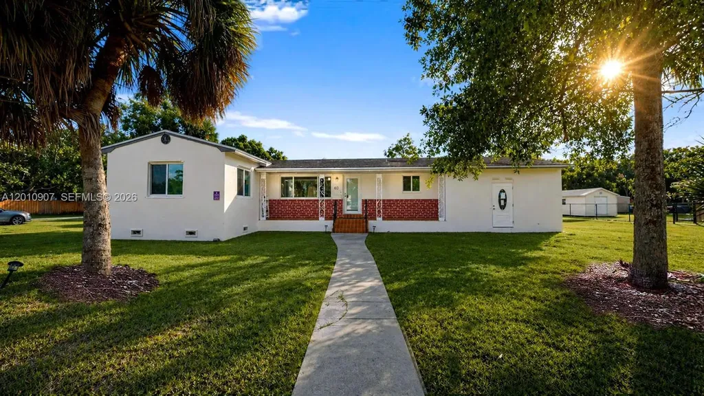 60 NE 16th Street Homestead FL 33030
