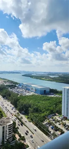 15811 Collins Avenue Sunny Isles Beach FL 33160