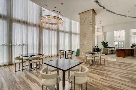 15811 Collins Avenue Sunny Isles Beach FL 33160