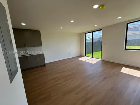 19440 SW 125th Avenue South Miami FL 33177