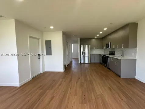 19440 SW 125th Avenue South Miami FL 33177