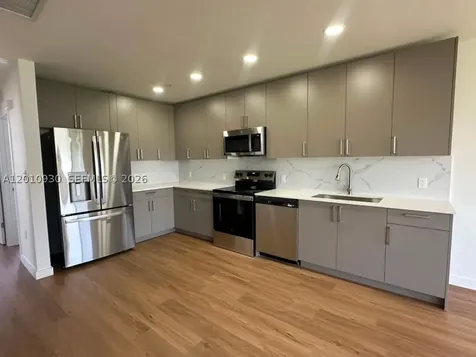 19440 SW 125th Avenue South Miami FL 33177