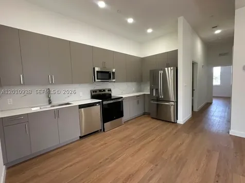 19444 SW 125th Avenue South Miami FL 33177