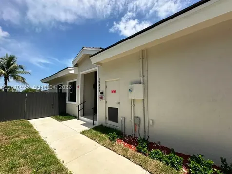 19444 SW 125th Avenue South Miami FL 33177