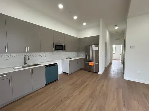 19444 SW 125th Avenue South Miami FL 33177